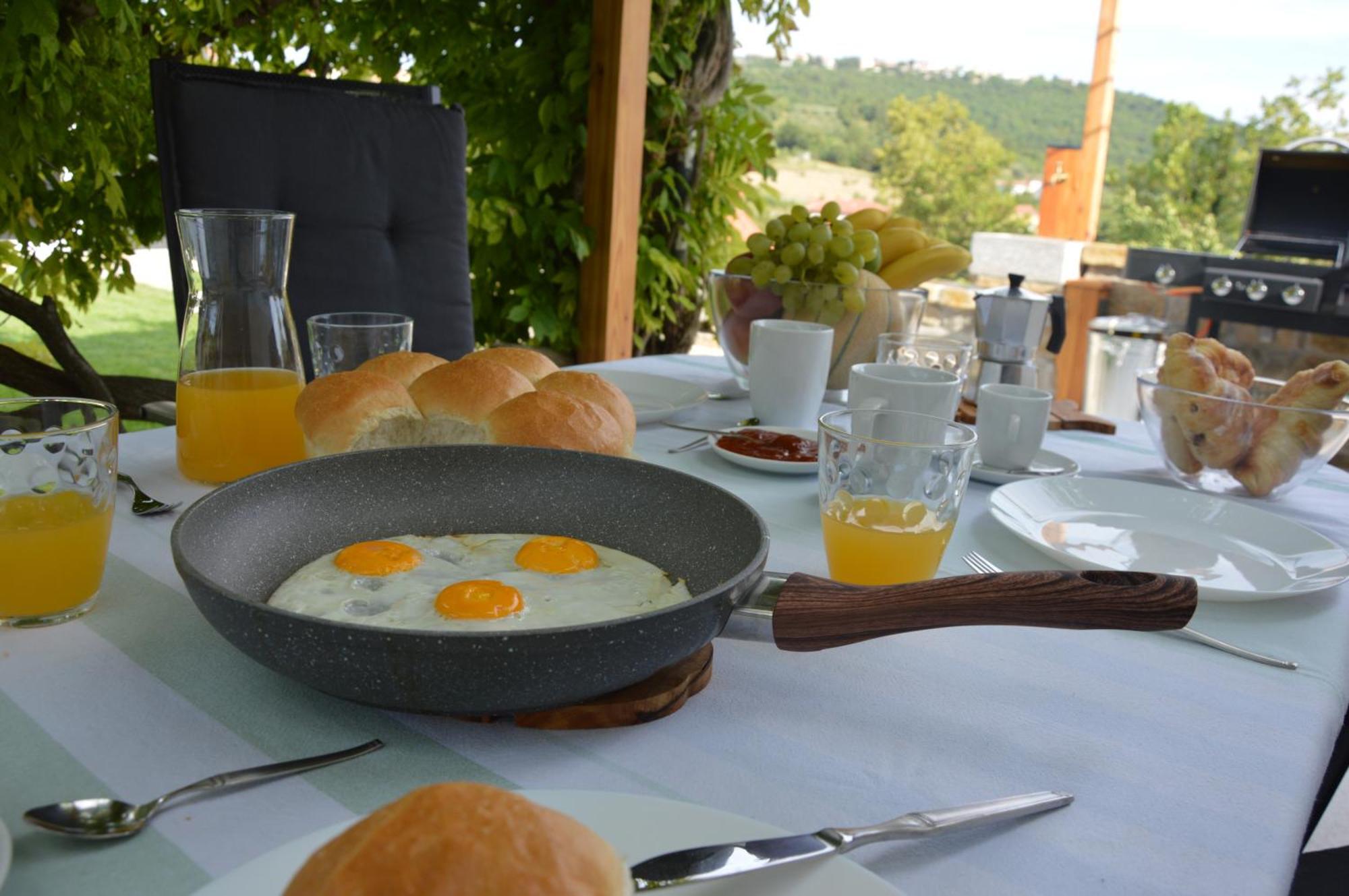 Casa Miranda - Family Comfort In A Quiet Area, Near The Sea, With Bbq And Free Parking Zgornje Skofije Екстер'єр фото